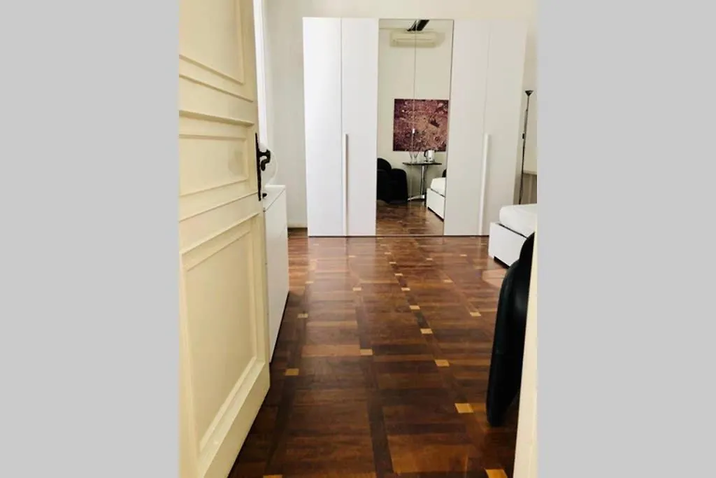 Apartment Battistero XX Marzo Exclusive Balcony Parma
