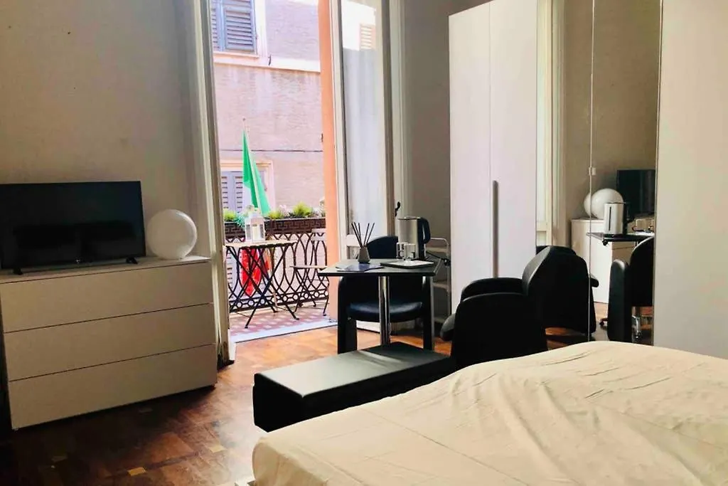 Apartment Battistero XX Marzo Exclusive Balcony Parma Italy