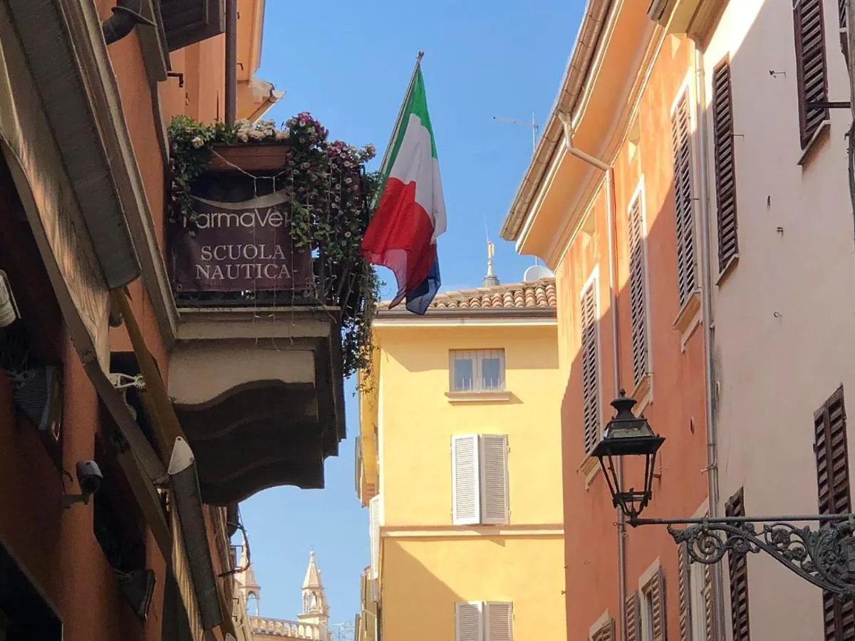 Apartment Battistero XX Marzo Exclusive Balcony Parma