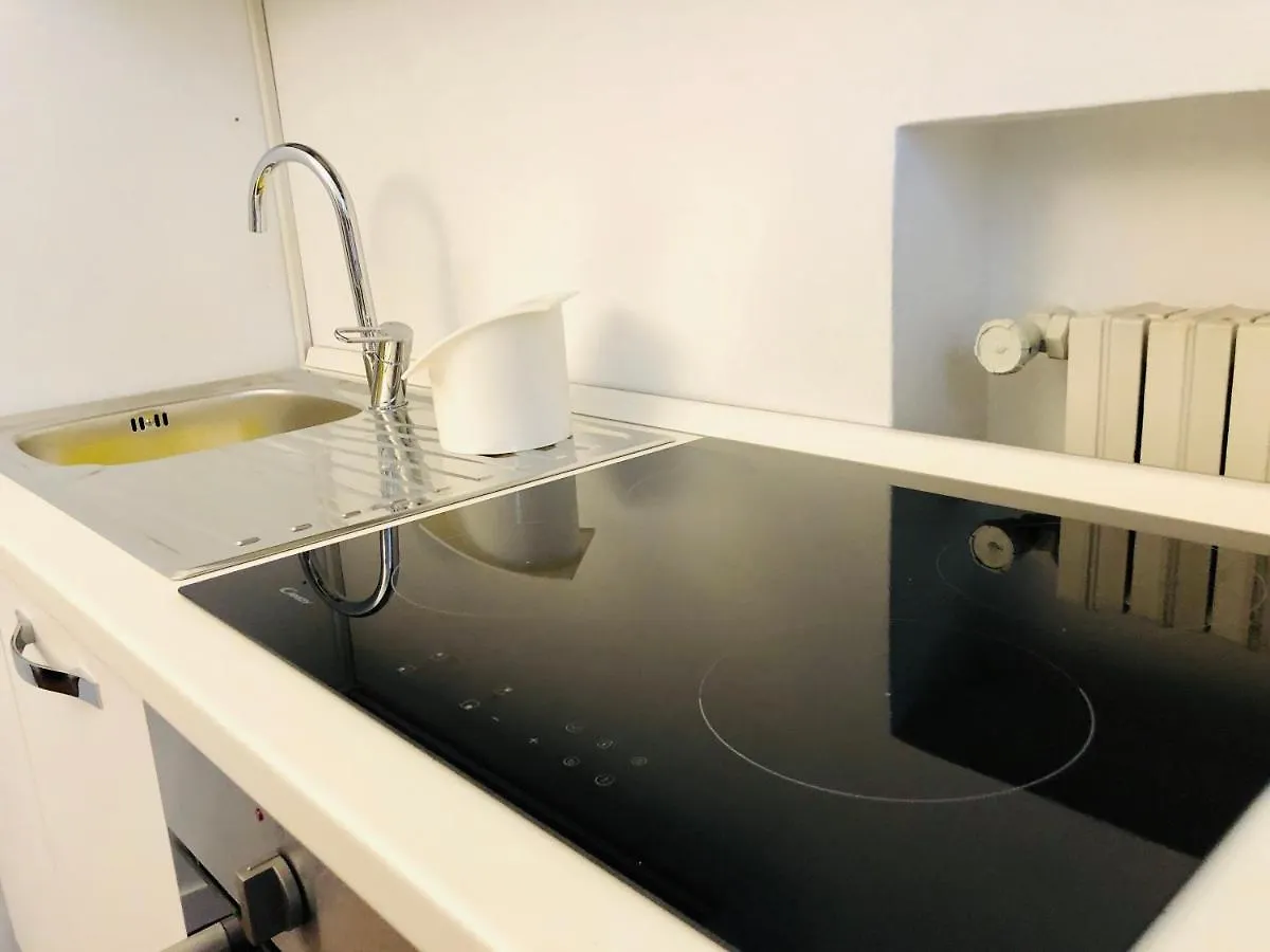 Apartment Battistero XX Marzo Exclusive Balcony Parma Italy
