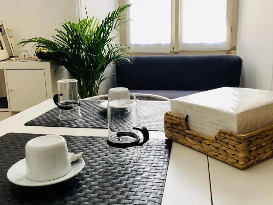 Apartment Battistero XX Marzo Exclusive Balcony Parma